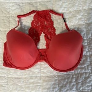 NWT VS Bra